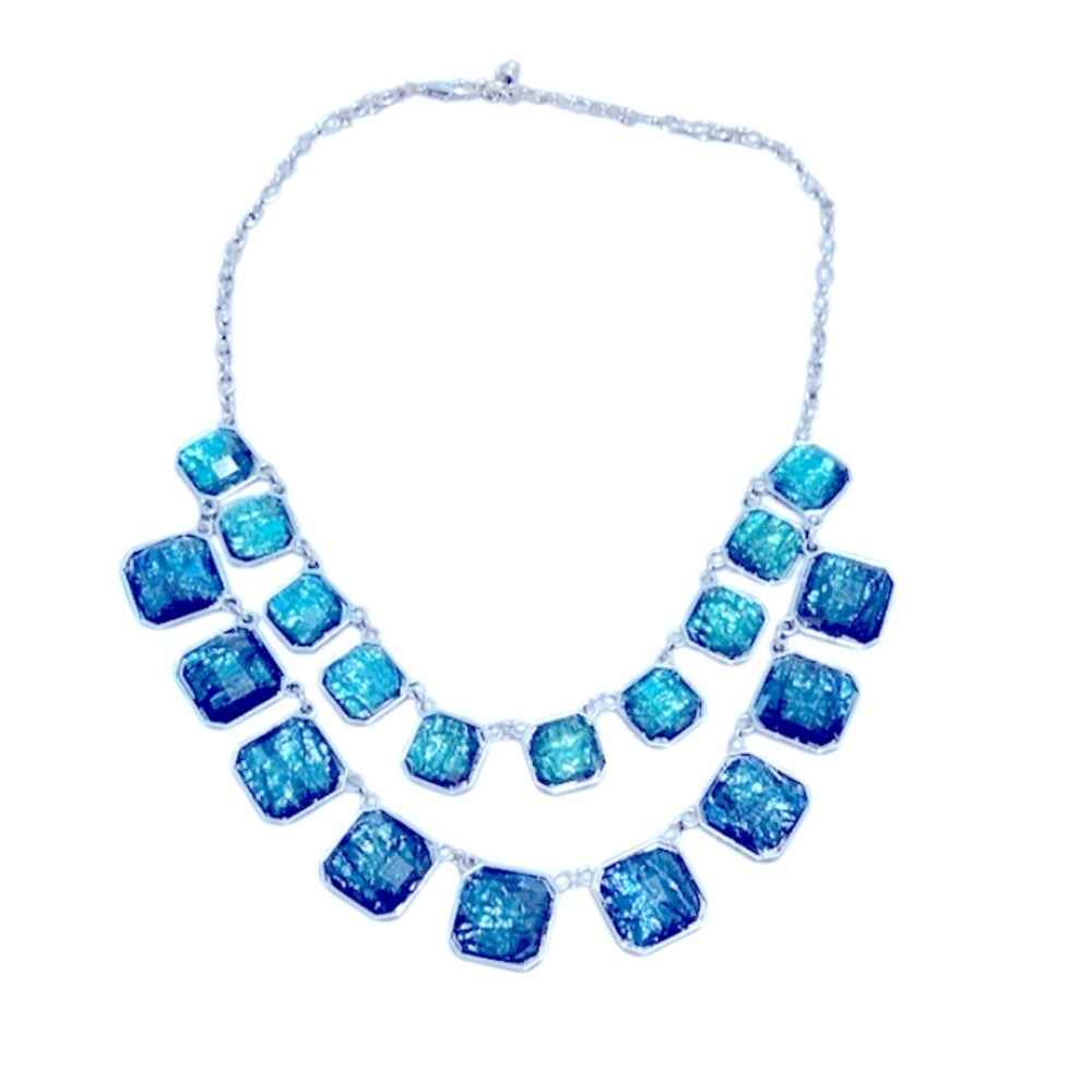 Elegant Blue Statement Necklace